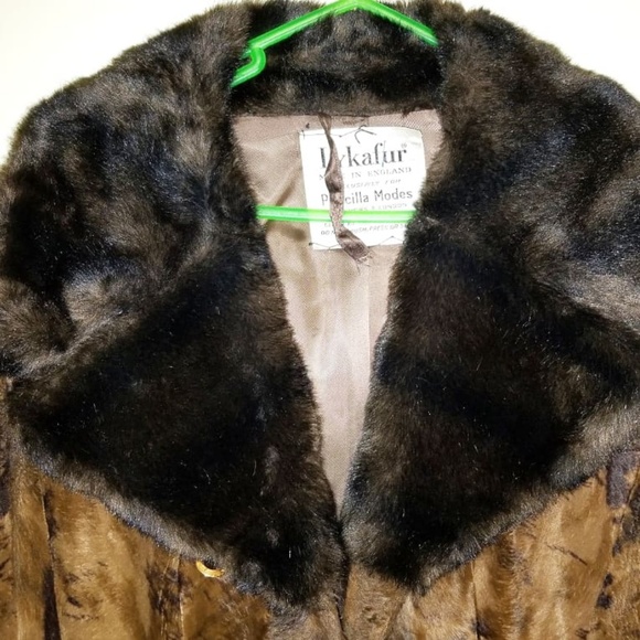 Vintage Lykafur Priscilla Modes Faux Fur D - Picture 2 of 6